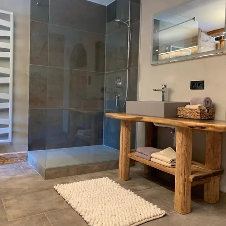 Paula Mit 2 Schlafzimmer, Eigener Sauna, Terrasse *