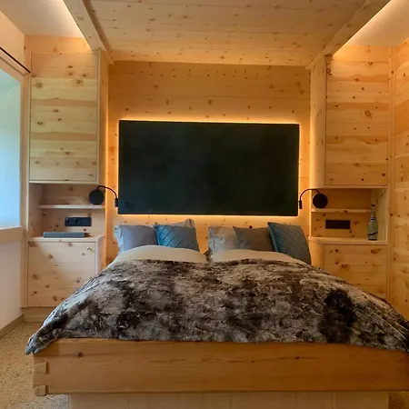 Paula Mit 2 Schlafzimmer, Eigener Sauna, Terrasse